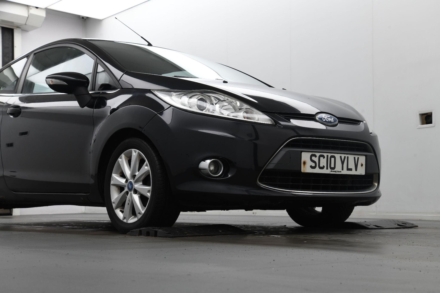 Used Ford Fiesta 2010 for sale - 77266803: Photo 13