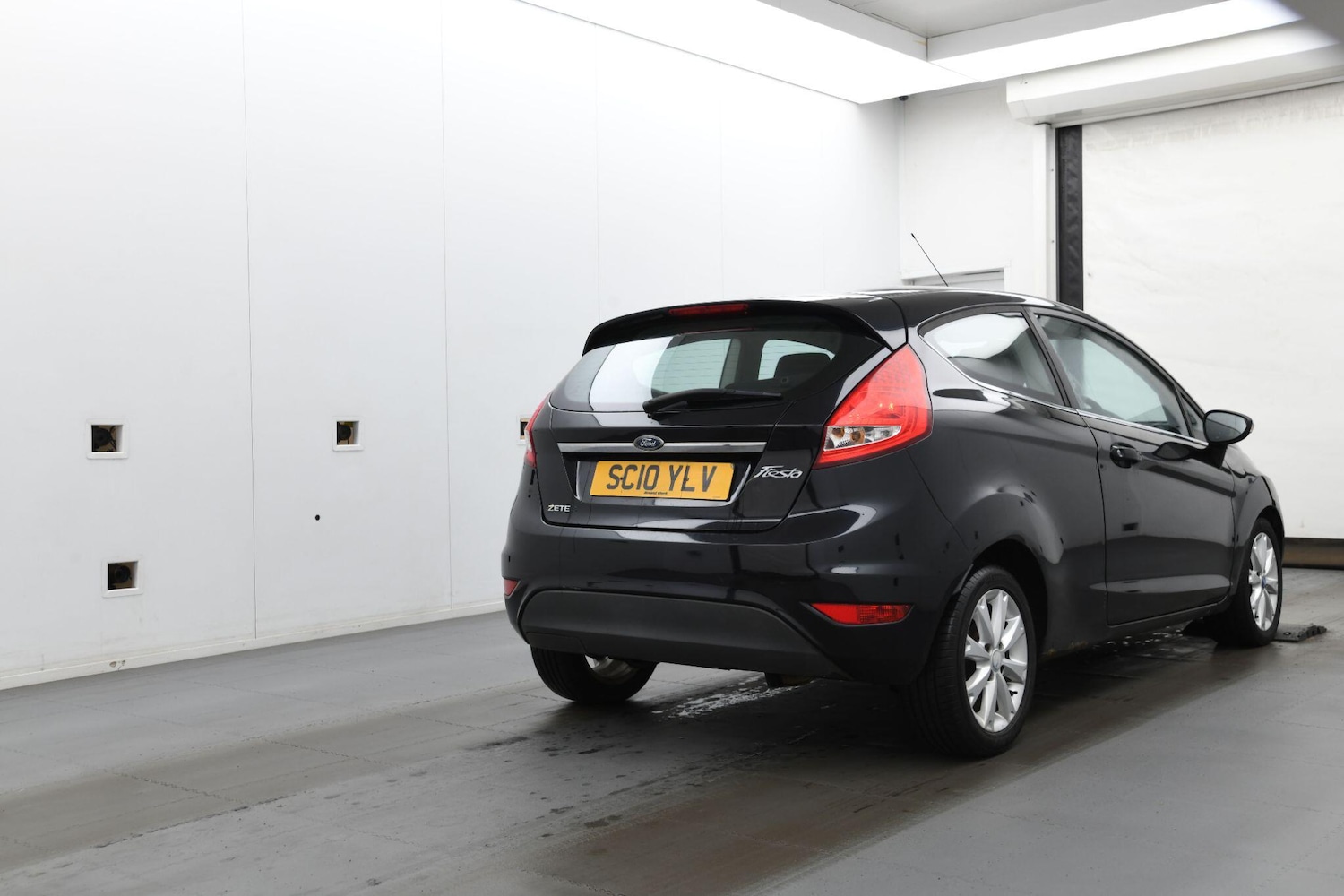 Used Ford Fiesta 2010 for sale - 77266803: Photo 14
