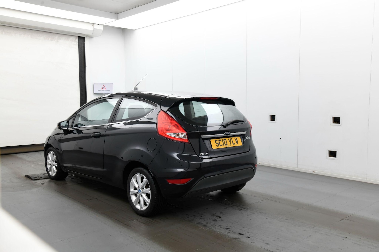 Used Ford Fiesta 2010 for sale - 77266803: Photo 3