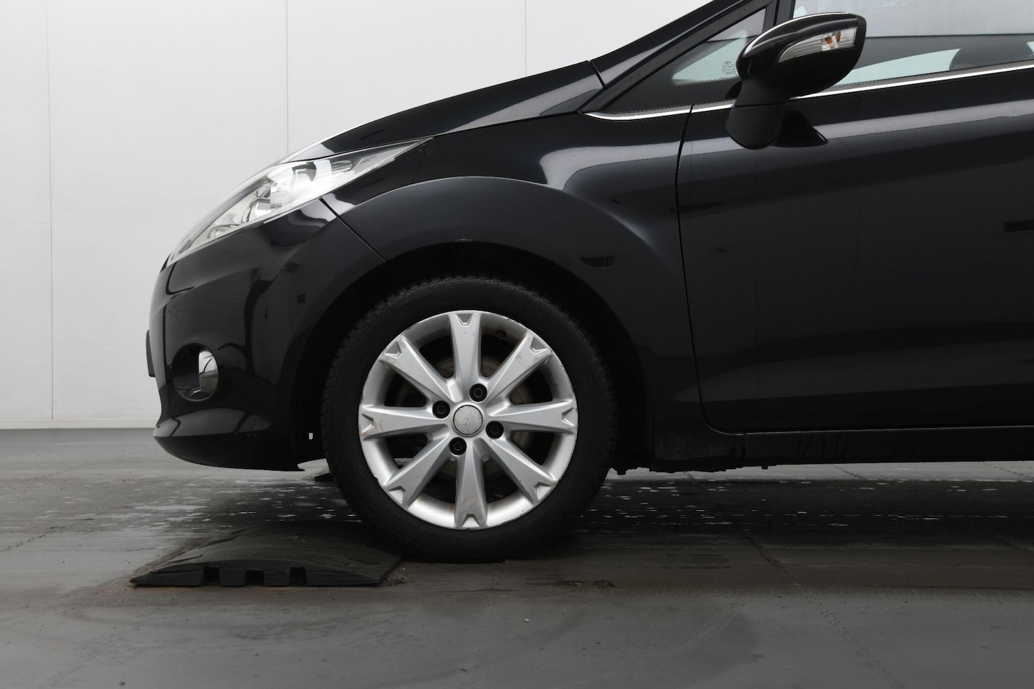 Used Ford Fiesta 2010 for sale - 77266803: Photo 8