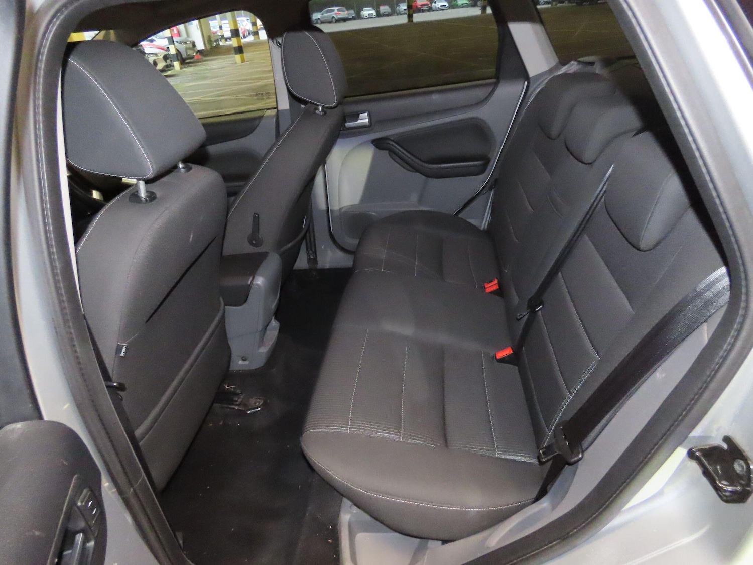 Used Ford Focus 2010 for sale - 77585832: Photo 5