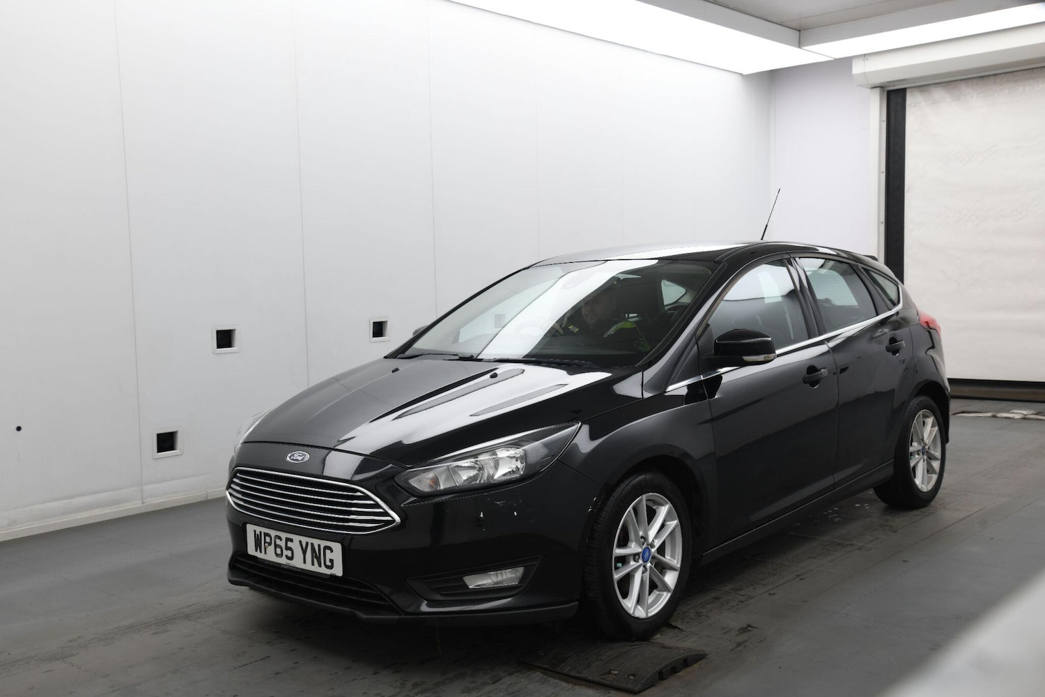Used Ford Focus for sale - 77191376: Photo 2