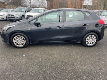 Used Kia Ceed 2014 for sale - 77704649: Photo