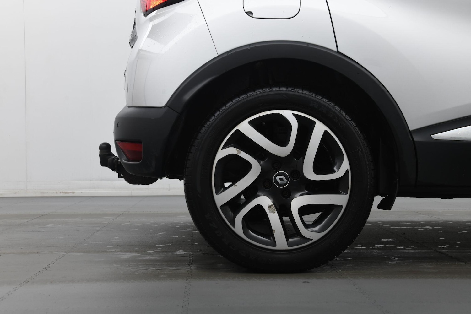 Used Renault Captur for sale - 77267957: Photo 11