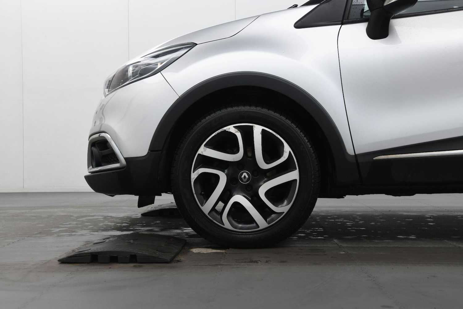 Used Renault Captur for sale - 77267957: Photo 7