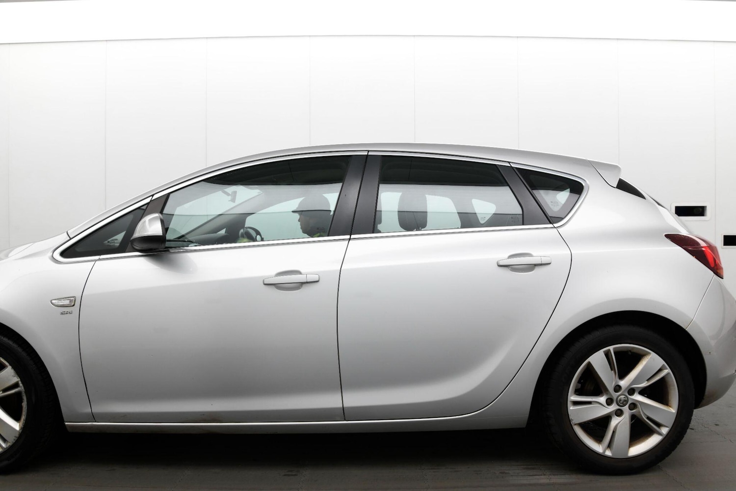 Used Vauxhall Astra for sale - 77190516: Photo 7