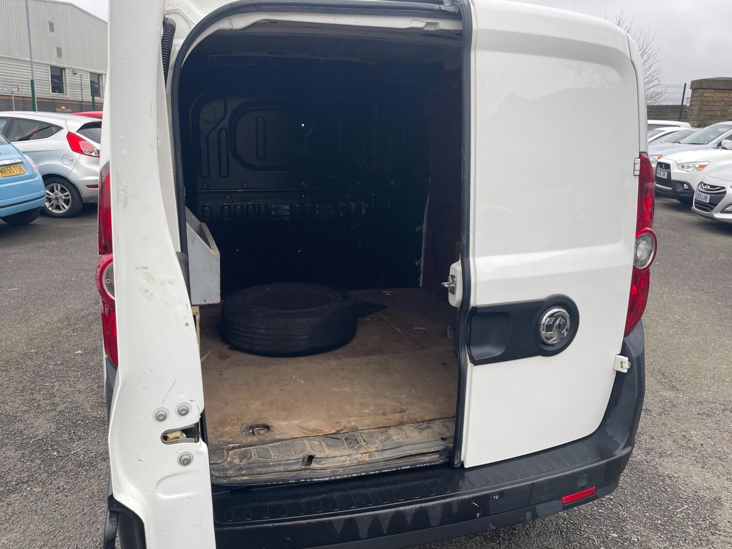 Used Vauxhall Combo for sale - 77695917: Photo 13