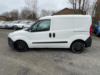 Used Vauxhall Combo 2013 for sale - 77695917: Photo