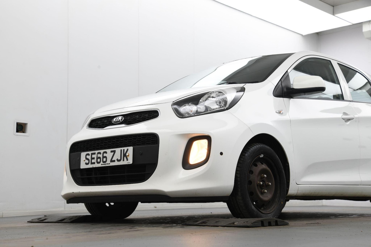 Used Kia Picanto 2016 for sale - 77387524: Photo 8