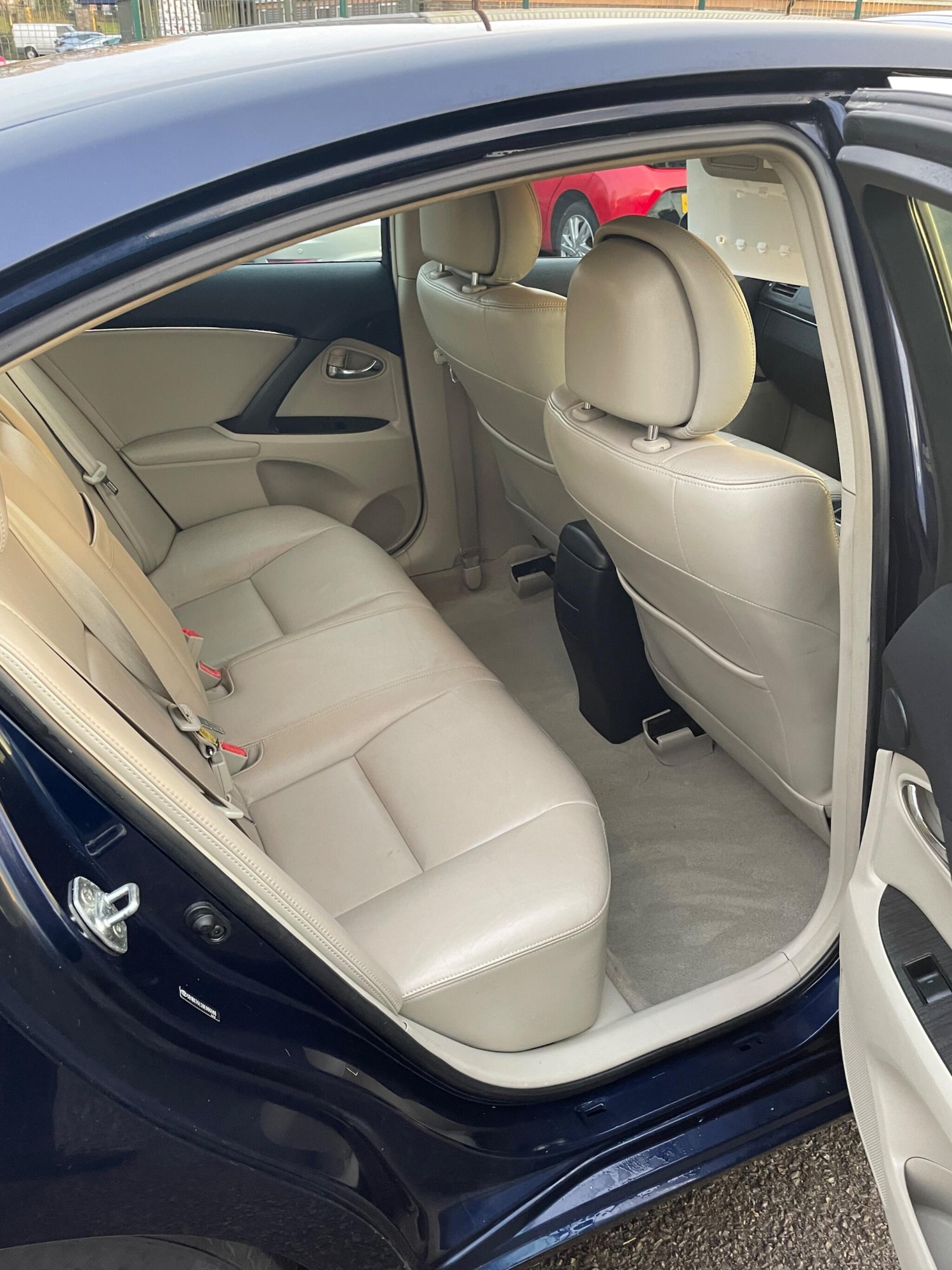 Used Toyota Avensis 2009 for sale - 77190493: Photo 10