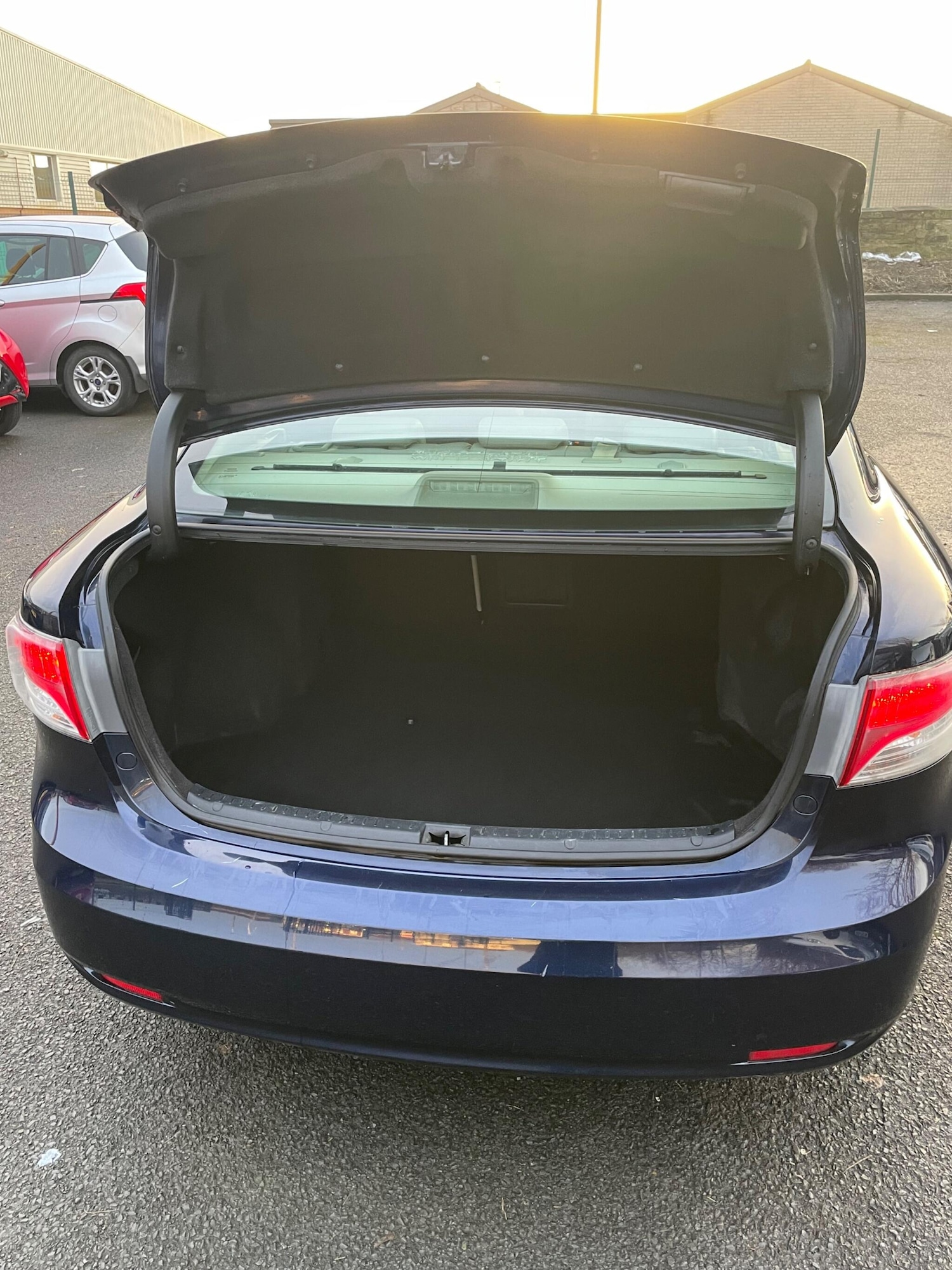 Used Toyota Avensis 2009 for sale - 77190493: Photo 12