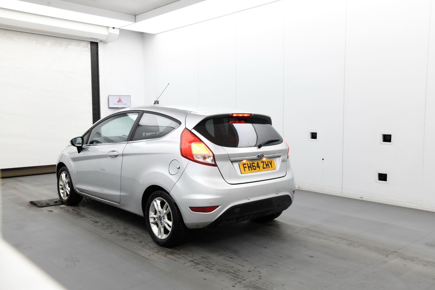 Used Ford Fiesta for sale - 77191369: Photo 2