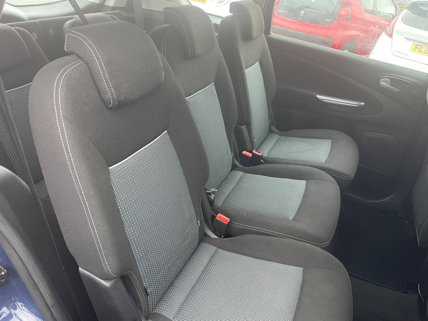 Used Ford S-Max 2011 for sale - 77882691: Photo 12