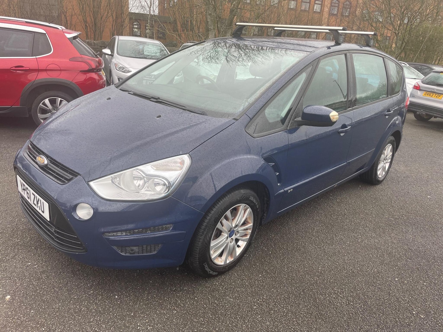 Used Ford S-Max 2011 for sale - 77882691: Photo 3