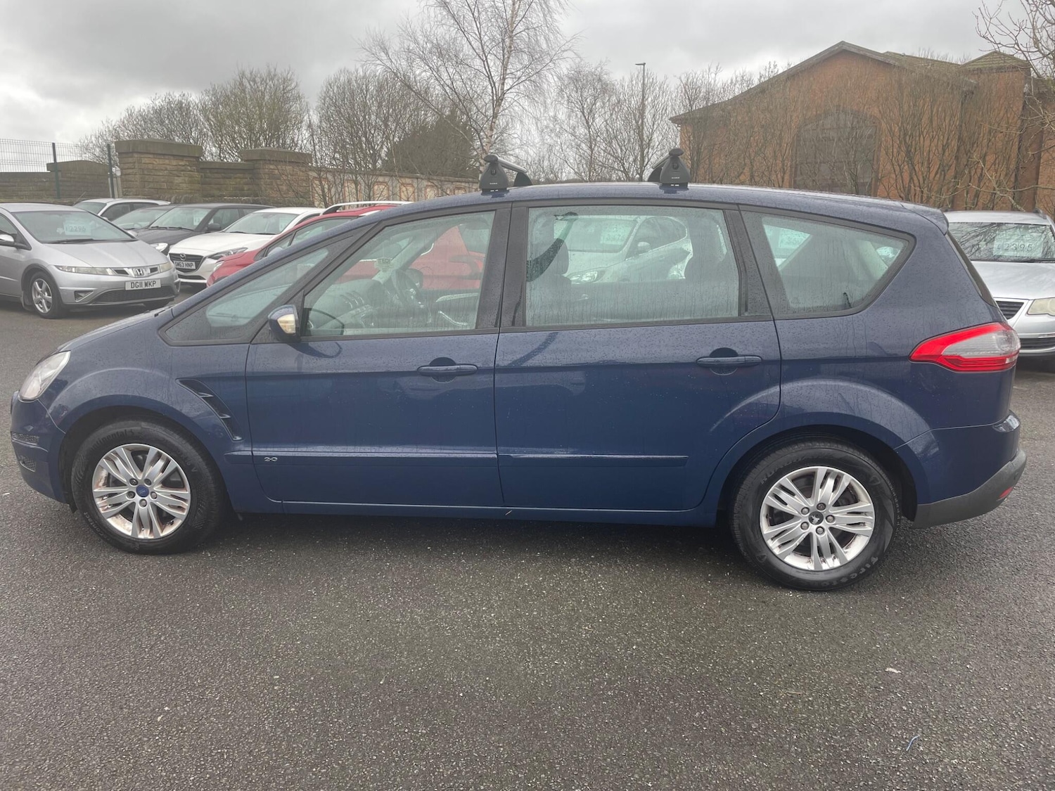 Used Ford S-Max 2011 for sale - 77882691: Photo 5