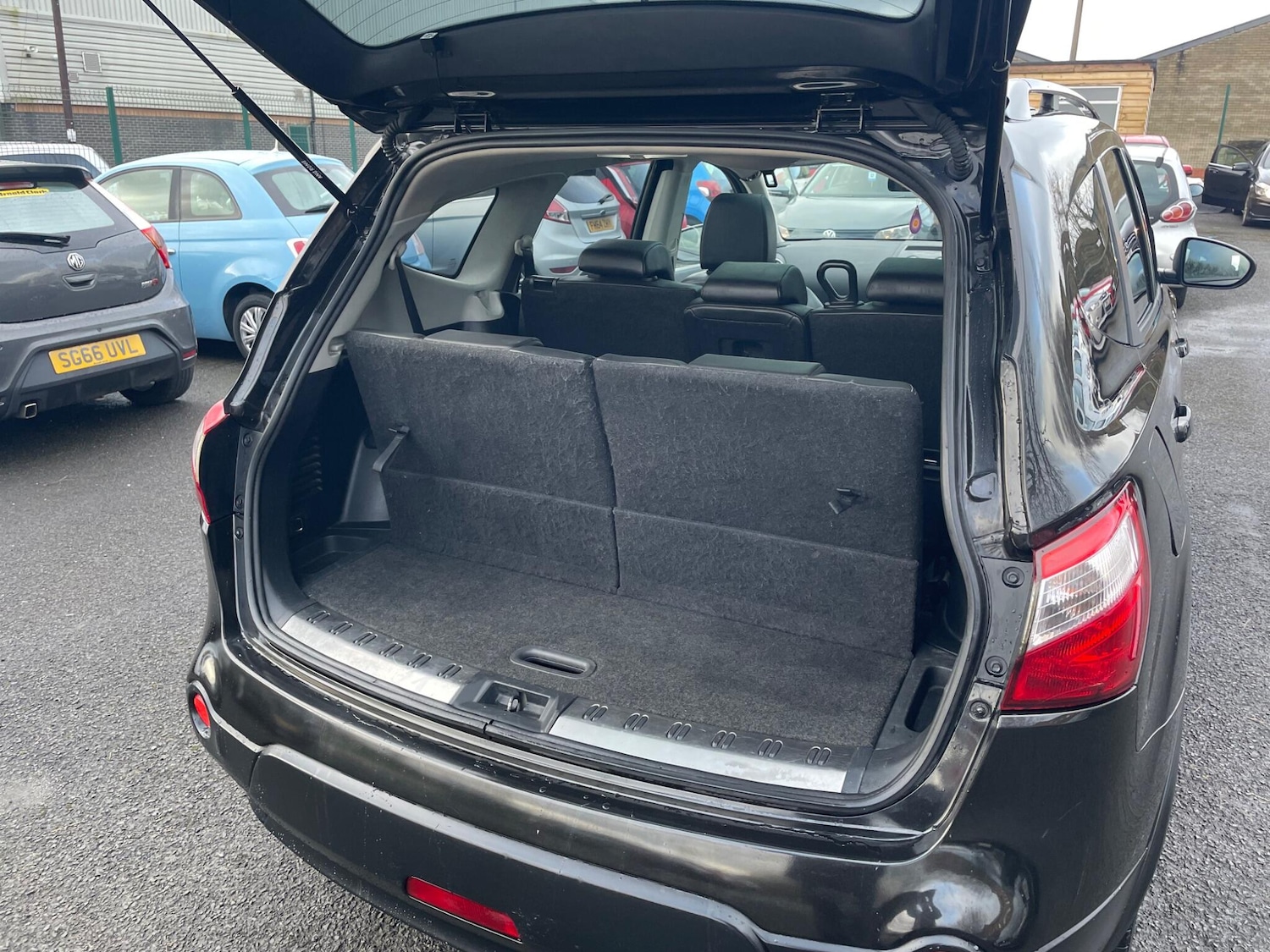 Used Nissan Qashqai+2 2013 for sale - 77396600: Photo 13