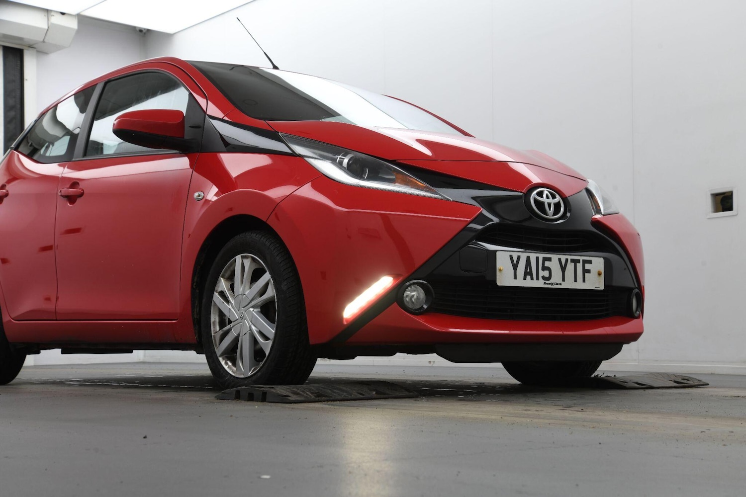 Used Toyota AYGO for sale - 77190494: Photo 9