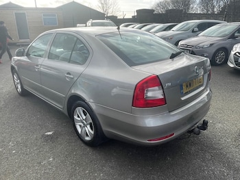 Used Skoda Octavia 2011 for sale - 77839485: Photo