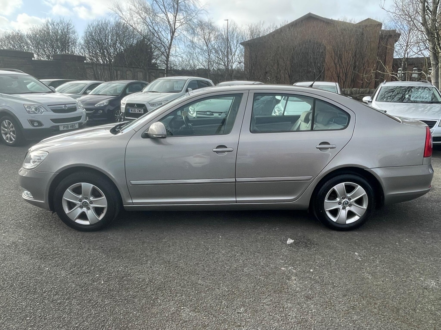 Used Skoda Octavia 2011 for sale - 77839485: Photo 5