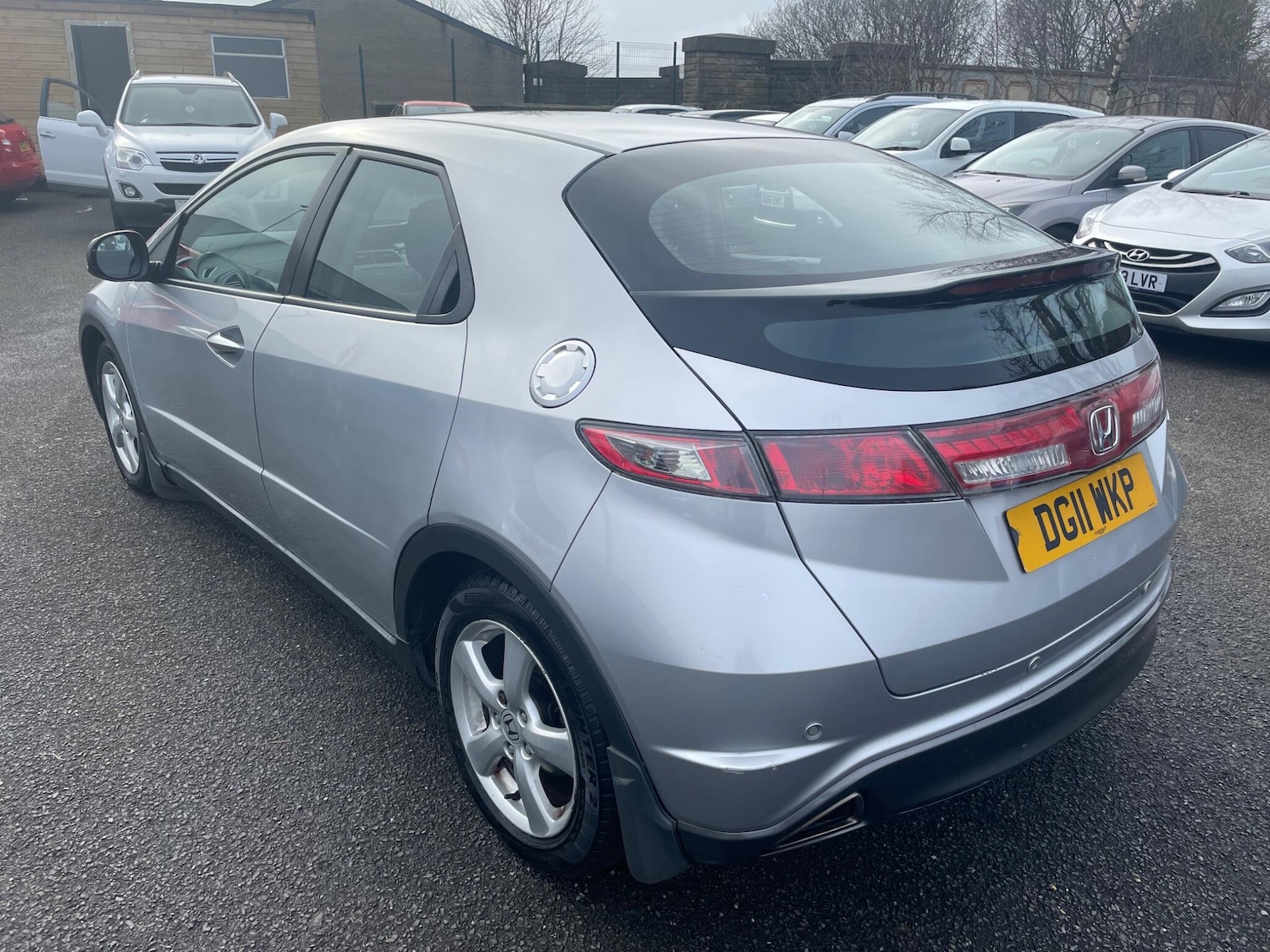 Used Honda Civic 2011 for sale - 77892440: Photo 3