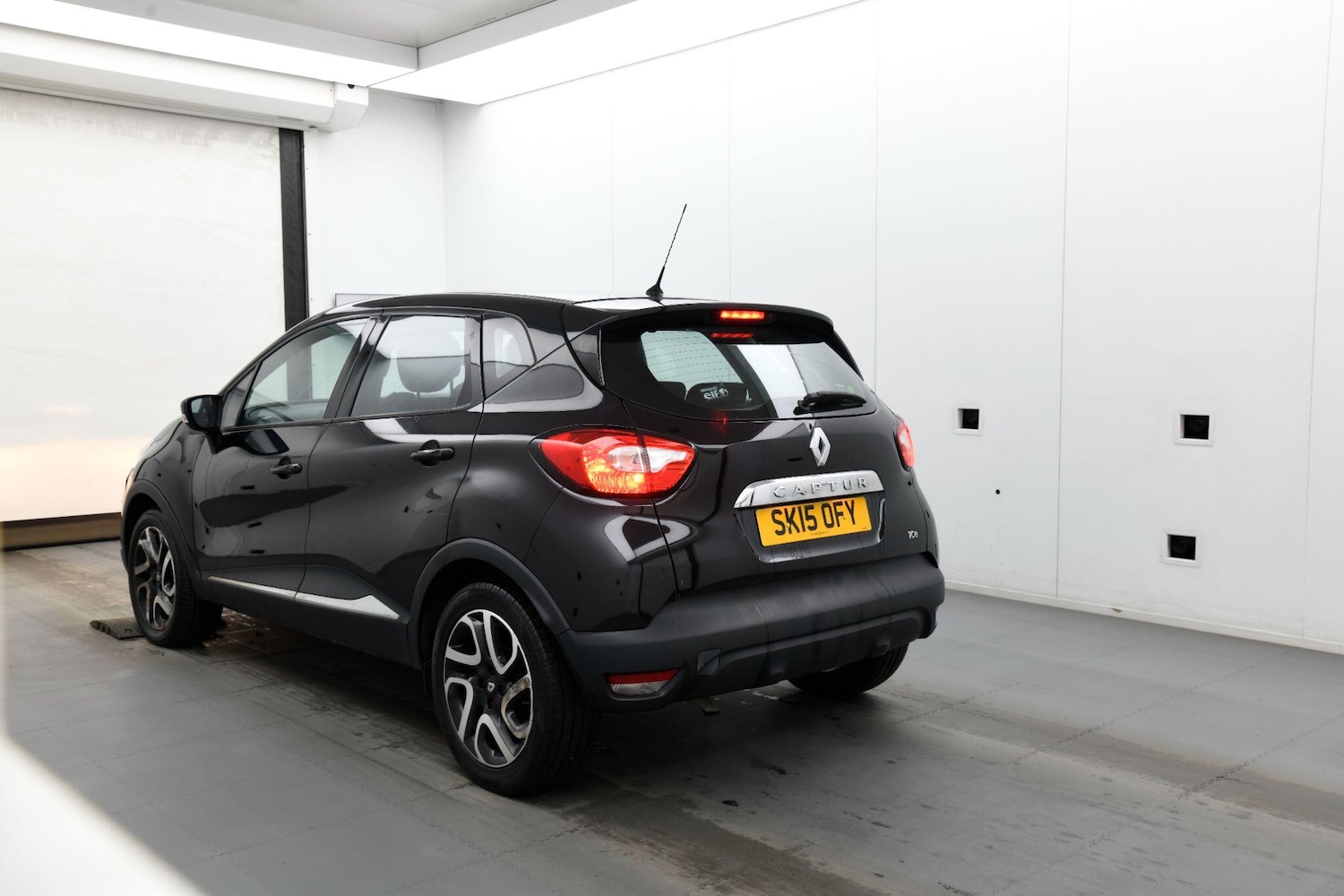 Used Renault Captur 2015 for sale - 77266853: Photo 3