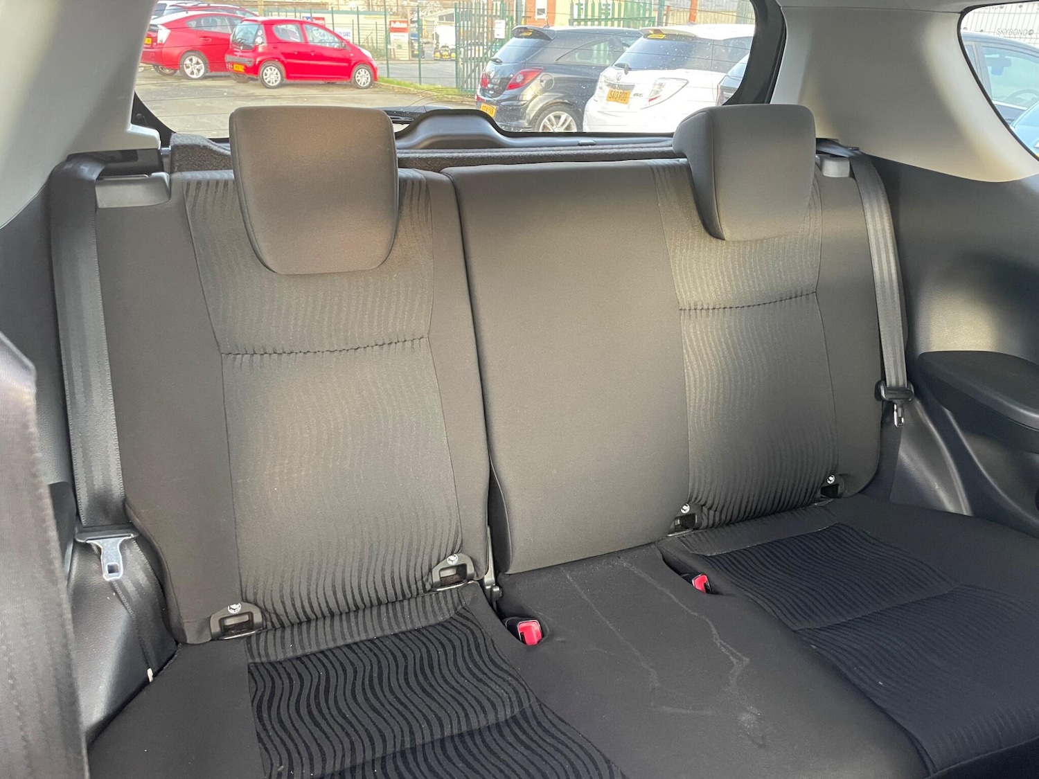 Used Suzuki Swift 2011 for sale - 77585670: Photo 11