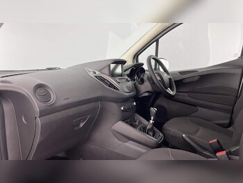 Used Ford Transit Courier 2023 for sale - 76590104: Photo