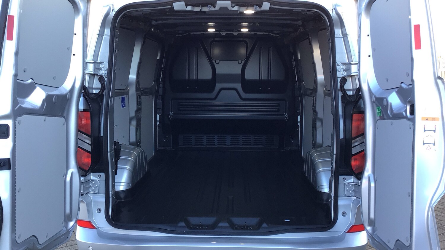 Used Ford Transit Custom 2025 for sale - 77602968: Photo 24