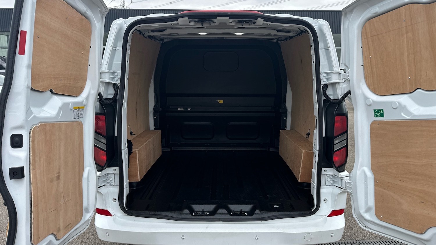 Used Ford Transit Custom 2025 for sale - 78135114: Photo 33