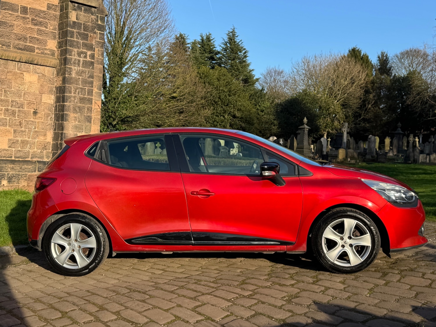 Used Renault Clio 2016 for sale - 77978844: Photo 11