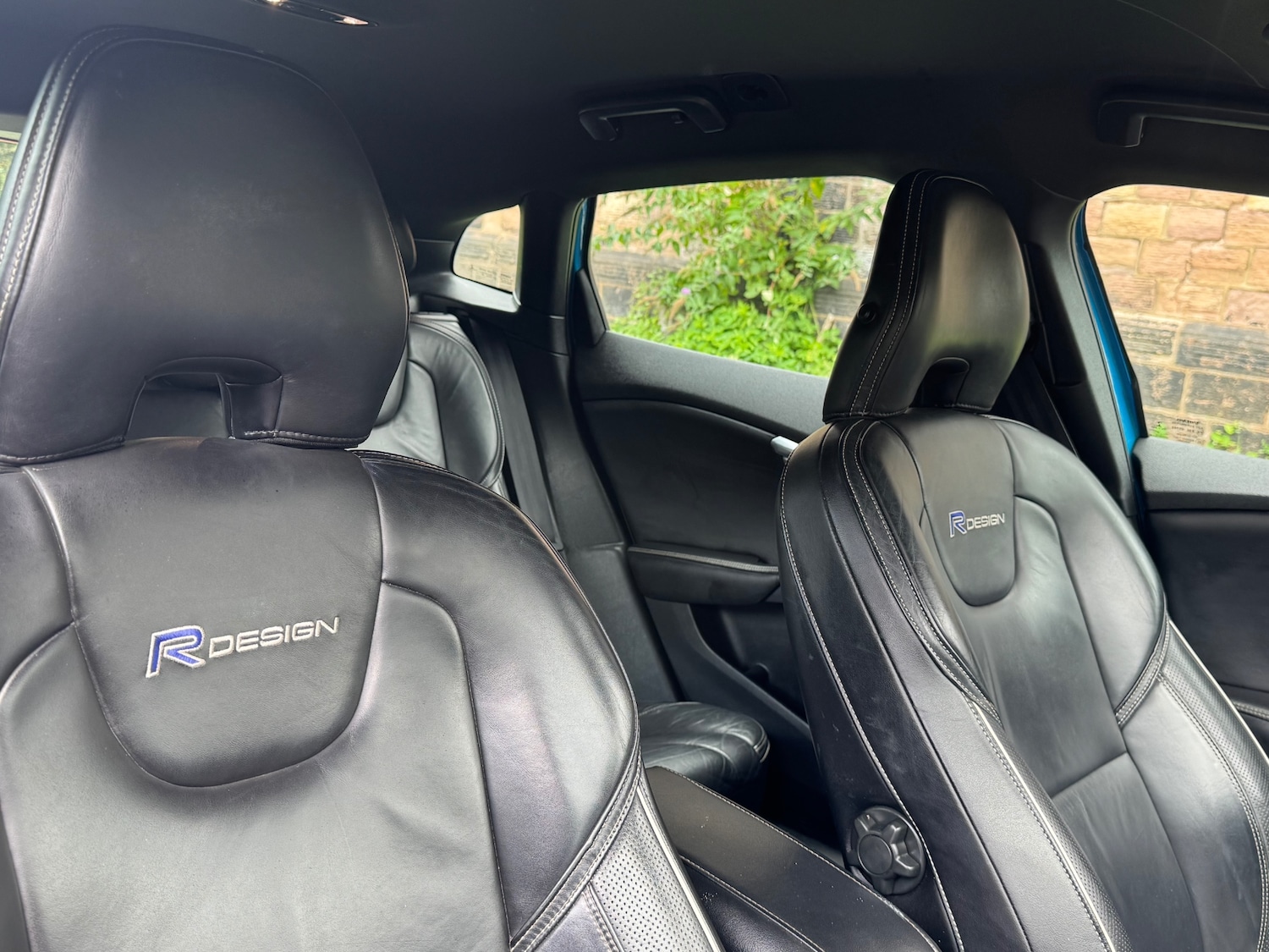 Used Volvo V40 2013 for sale - 77881436: Photo 18