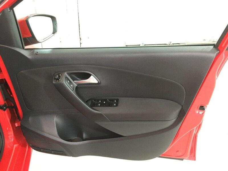 Used Volkswagen Polo 2014 for sale - 76407138: Photo 8