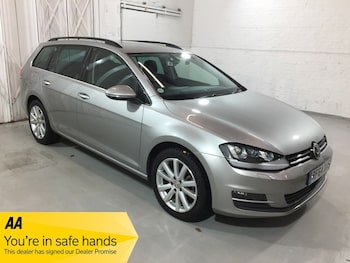 Used Volkswagen Golf 2014 for sale - 76686786: Photo