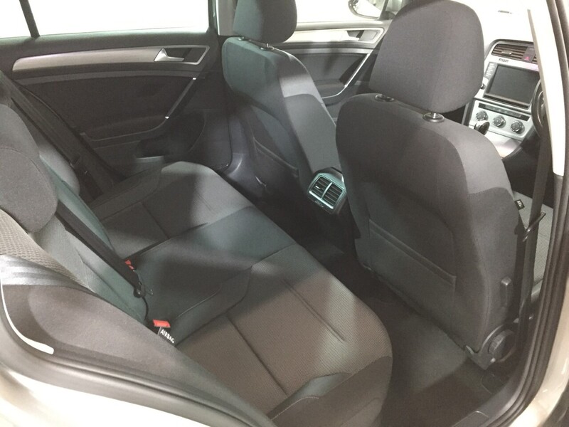 Used Volkswagen Golf 2014 for sale - 76686786: Photo 20