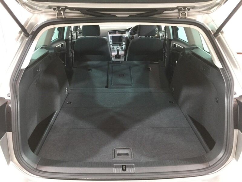 Used Volkswagen Golf 2014 for sale - 76686786: Photo 26