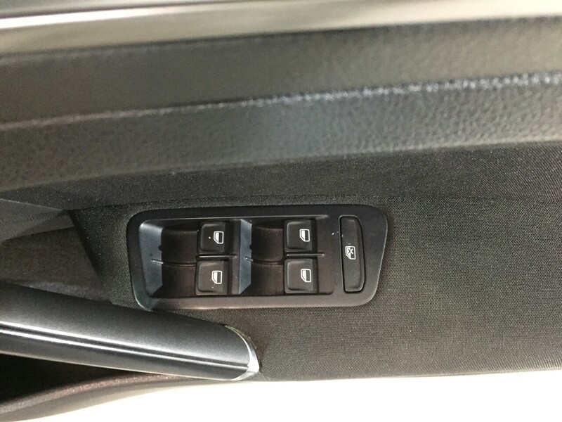 Used Volkswagen Golf 2014 for sale - 76686786: Photo 9