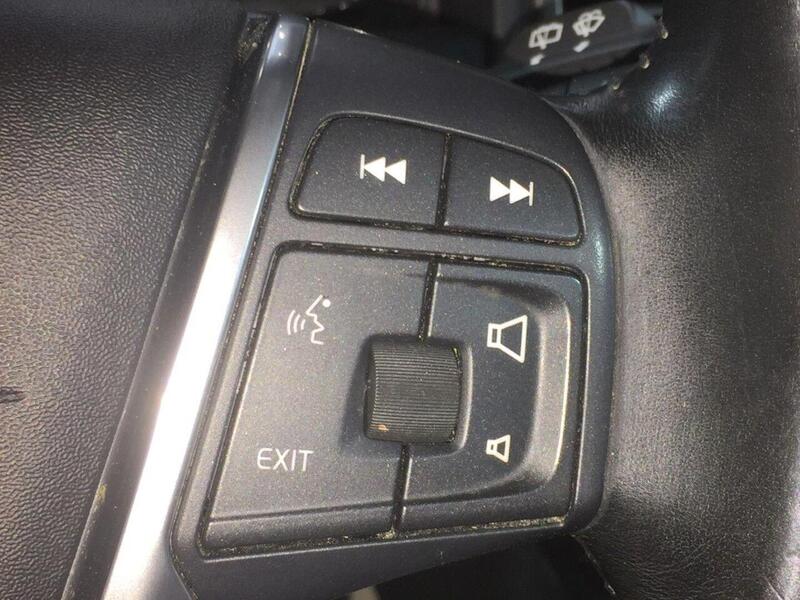 Used Volvo XC70 2014 for sale - 77349667: Photo 14