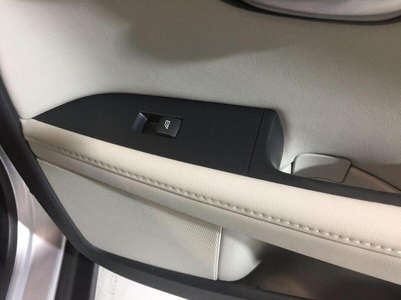 Used Volvo XC70 2014 for sale - 77349667: Photo 30