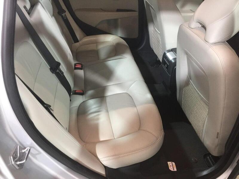 Used Volvo XC70 2014 for sale - 77349667: Photo 32