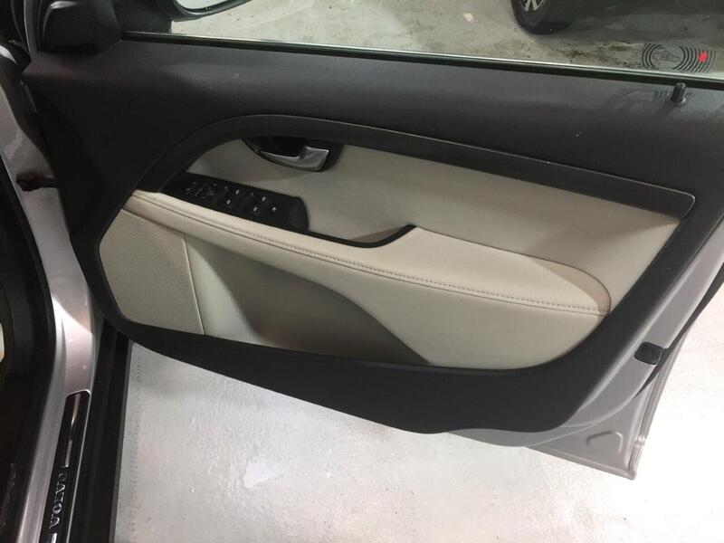 Used Volvo XC70 2014 for sale - 77349667: Photo 8