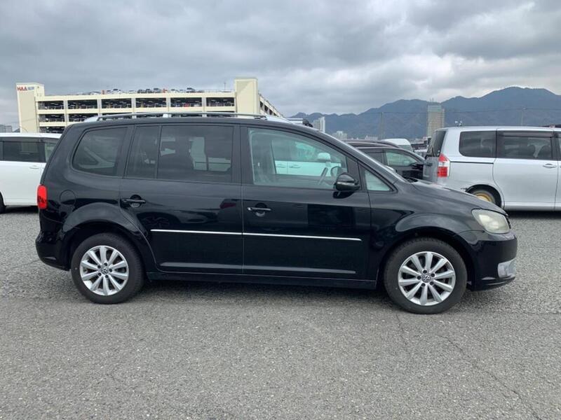 Used Volkswagen Touran 2025 for sale - 76407149: Photo 1