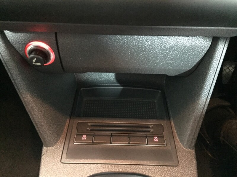 Used Volkswagen Touran 2011 for sale - 76407149: Photo 18