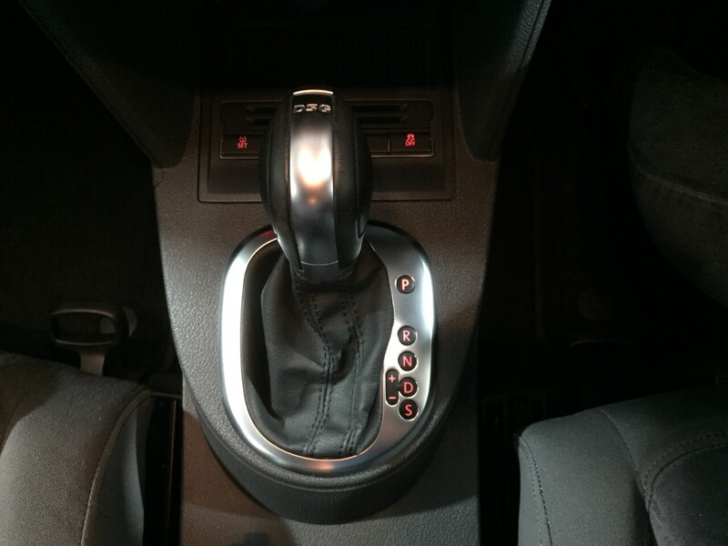 Used Volkswagen Touran 2011 for sale - 76407149: Photo 19