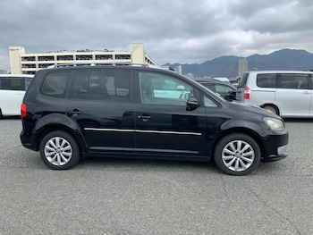 Volkswagen - Touran