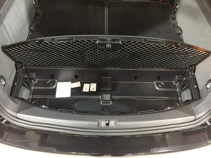 Used Volkswagen Touran 2011 for sale - 76407149: Photo 39