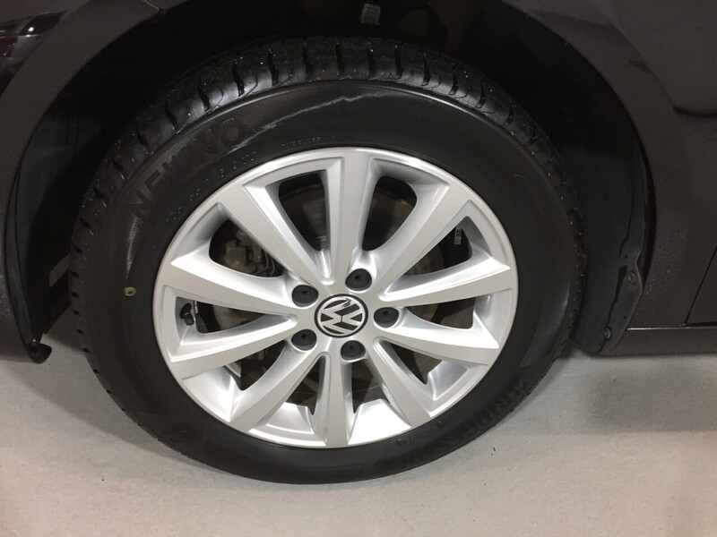 Used Volkswagen Touran 2011 for sale - 76407149: Photo 43