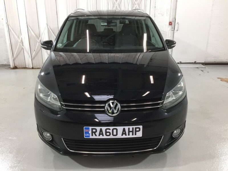 Used Volkswagen Touran 2011 for sale - 76407149: Photo 6