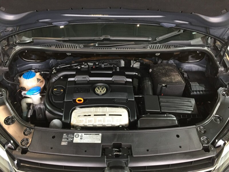 Used Volkswagen Touran 2011 for sale - 76407149: Photo 7