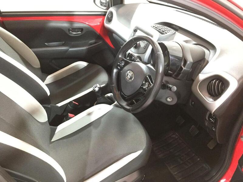 Used Toyota AYGO 2016 for sale - 76402488: Photo 10