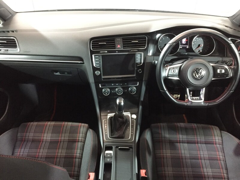 Used Volkswagen Golf 2015 for sale - 76439439: Photo 28